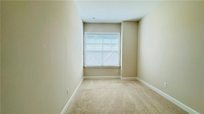 Building Photo - 205 Prairie Ln