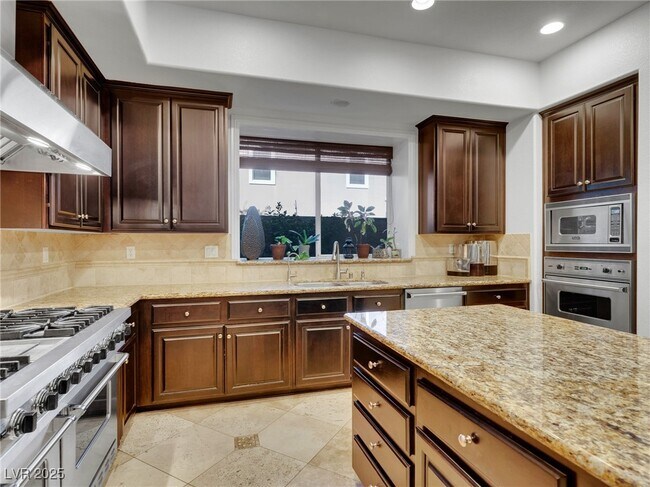 Building Photo - 12056 Royal Dolnoch Ct