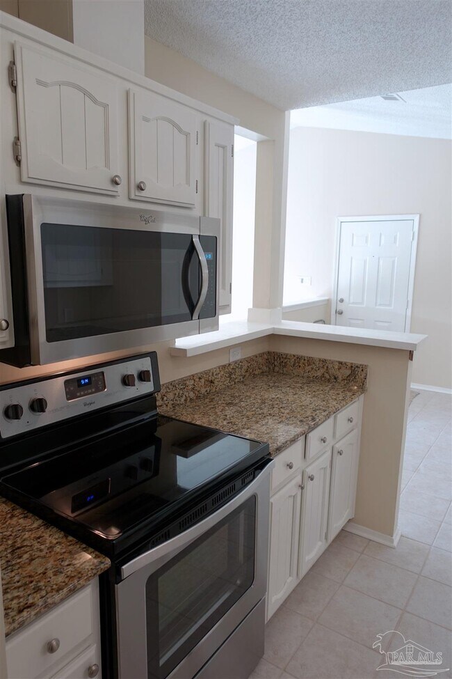 Building Photo - 2299 Scenic Hwy