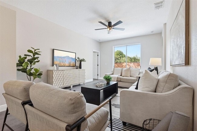 Building Photo - 1209 Cathcart Cir