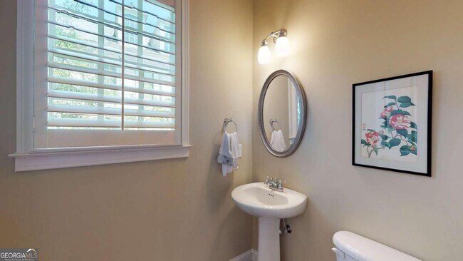 Building Photo - 3680 Brookhaven Manor Crossing NE