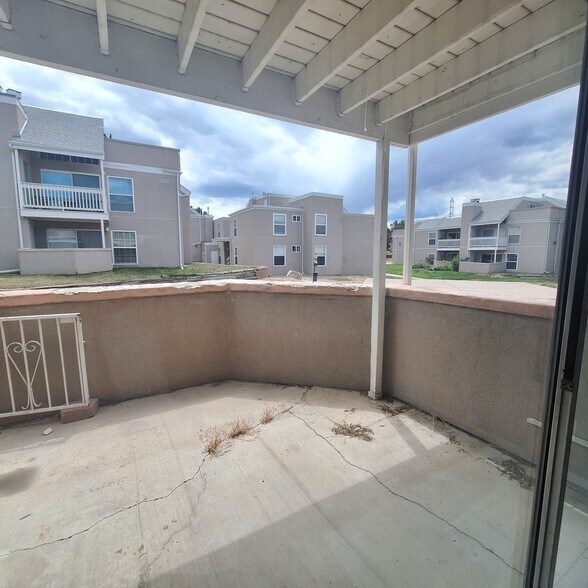 Building Photo - 3535 Rebecca Ln