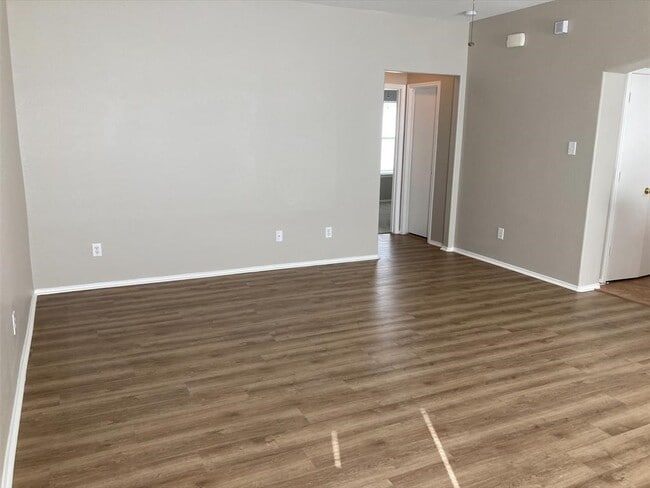 Building Photo - 14139 Concord Meadow Ln