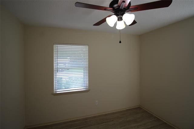 Building Photo - 615 Sides Cir