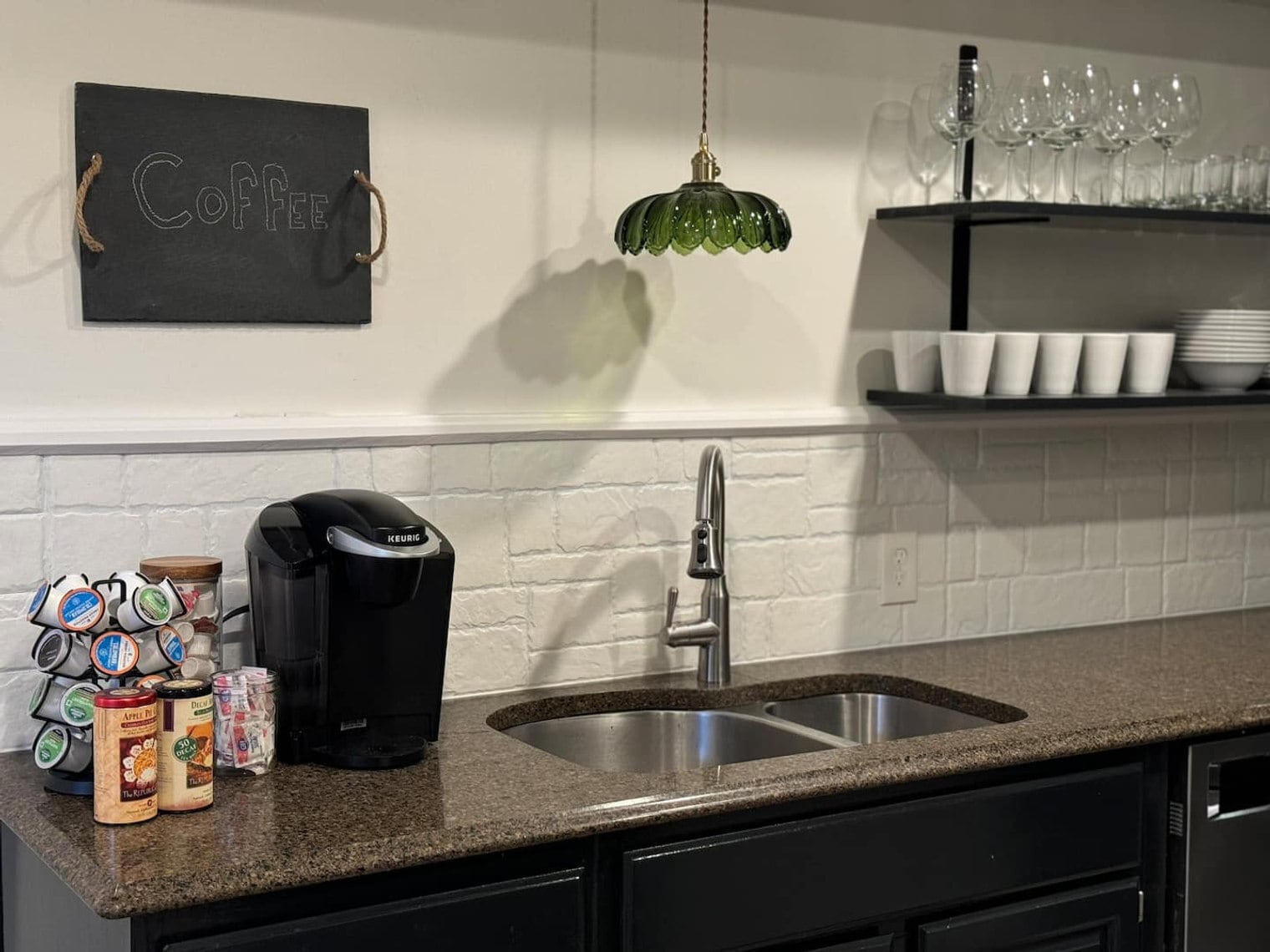 Building Photo - 59 Beverly Pl