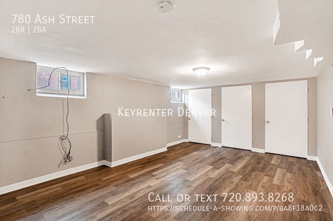 Building Photo - Renovated 2 Bed 2 Bath Duplex with Finishe...