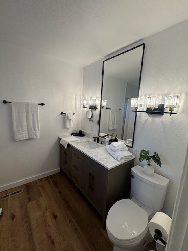 Building Photo - Beautifully Furnished and Recently Painted, Corner Lot Home Features a Fenced Backyard with an In...