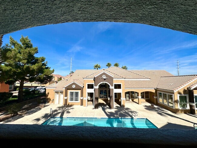 Building Photo - 8101 W Flamingo Rd