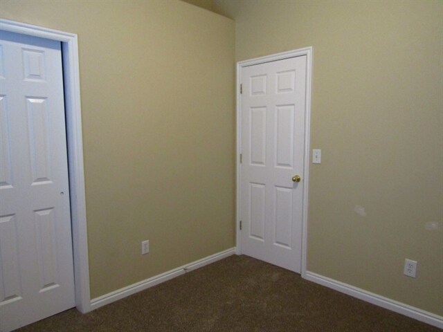 Building Photo - 122 N Crystal Bay Drive