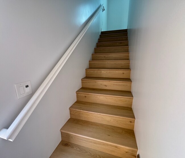 Building Photo - 18507 Burin Ave