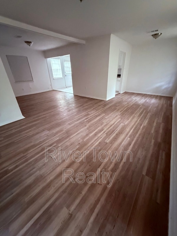 Building Photo - 3602 Suzanne Dr