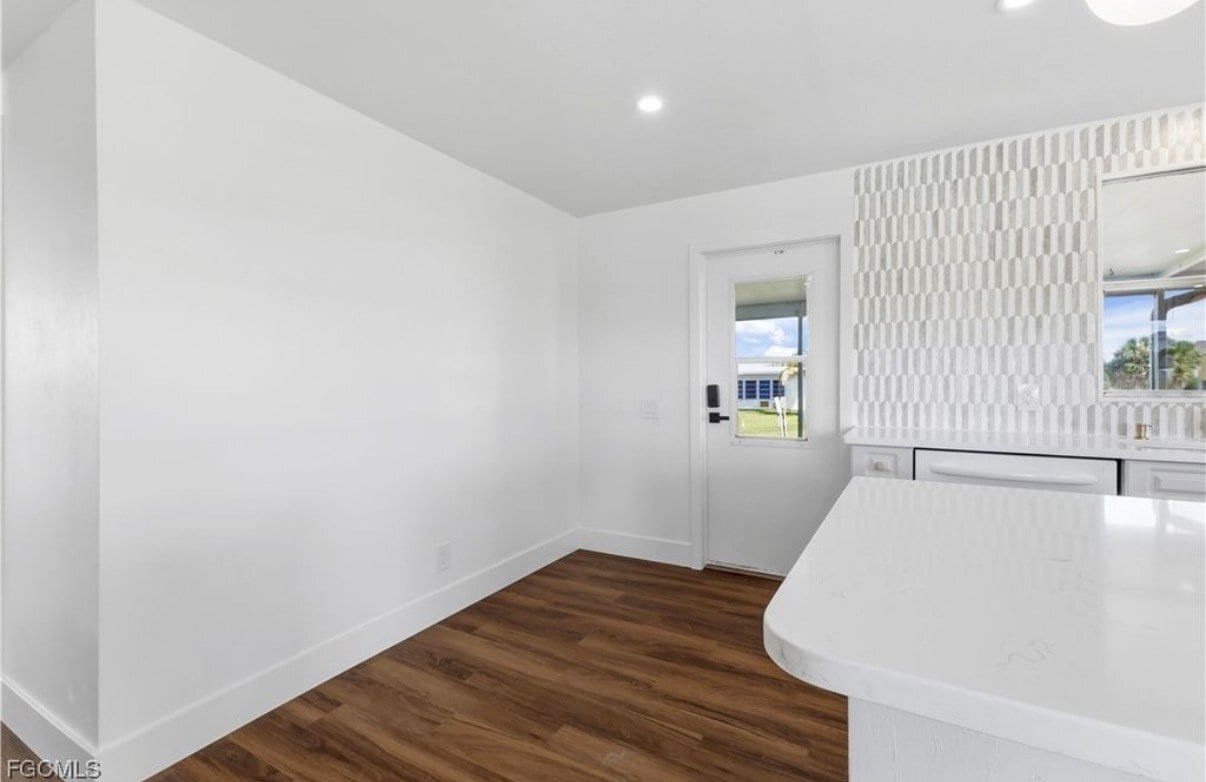 Building Photo - 13670 Dowitcher Dr