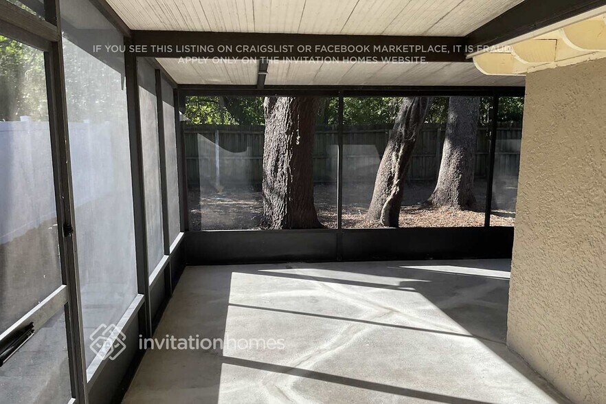 Building Photo - 10214 N Boulevard