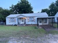 Building Photo - 6606 NW 33rd St