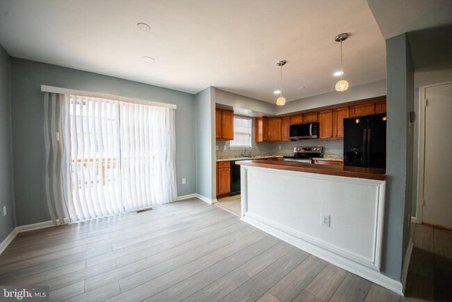 Building Photo - 3915 Friar St