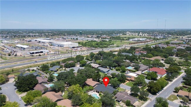 Building Photo - 1609 Ulex Ave
