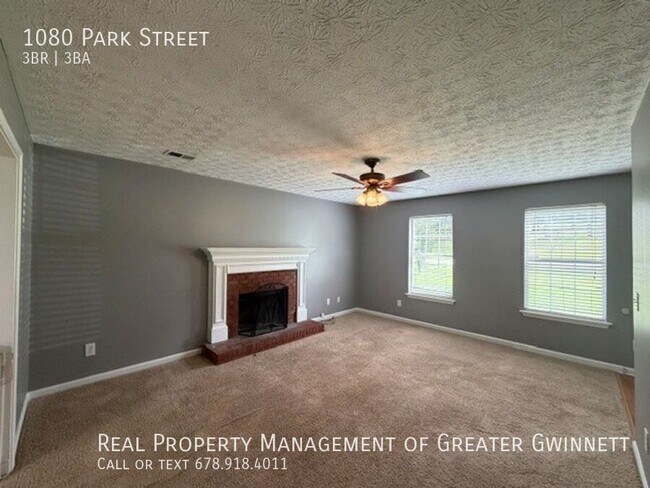 Building Photo - 1080 Park St