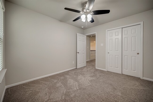 Building Photo - 3423 Hackberry Tree Ln