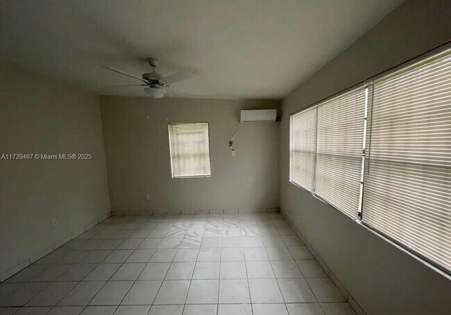 Building Photo - 2 bedroom in North Miami FL 33168