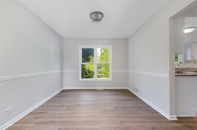 Building Photo - 1020 Prairie View Ct