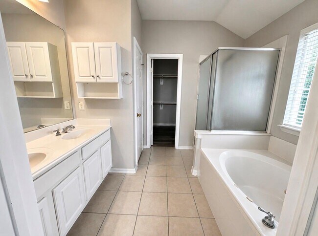 Building Photo - Hollyhock Drive, Stafford, TX 77477 - 4 BR 2 BA single-family home
