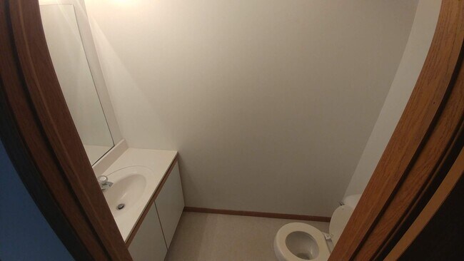 Building Photo - 951 Fotis Dr