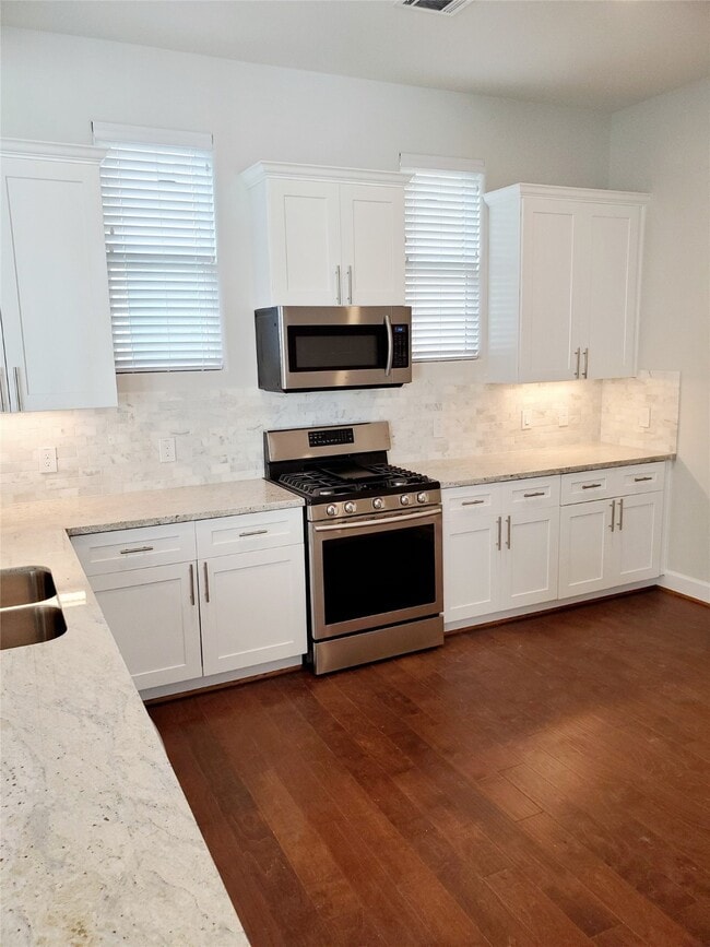 Building Photo - 720 Link Rd