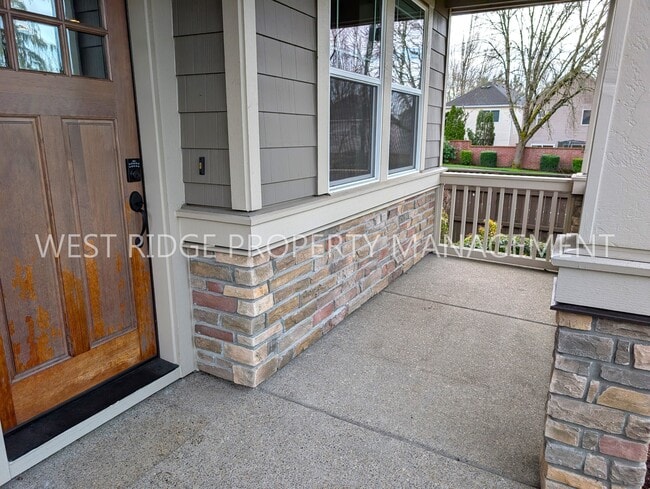 Building Photo - 14916 NW Delia St