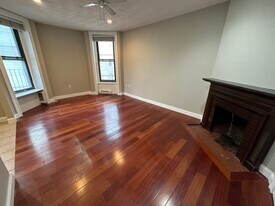 Building Photo - 249 Newbury St