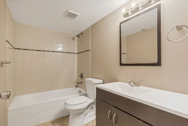 Building Photo - 18010 Becket Dr