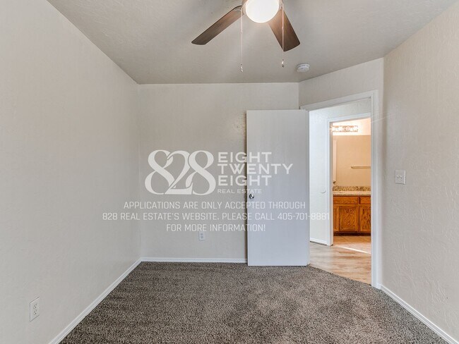 Building Photo - PRELEASING NOW FOR JULY 2026! Amazing 3 Bed/2.5 Bath/2-Car Garage Condo Minutes from Campus!