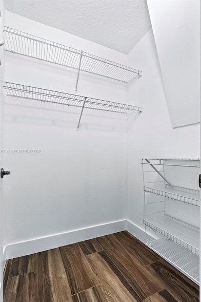 Building Photo - 6357 Brava Way