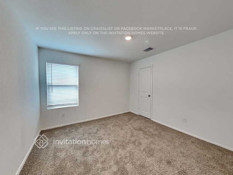 Building Photo - 24011 Mustang Run Dr