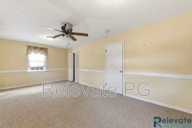 Building Photo - 8903 Freestone Ave