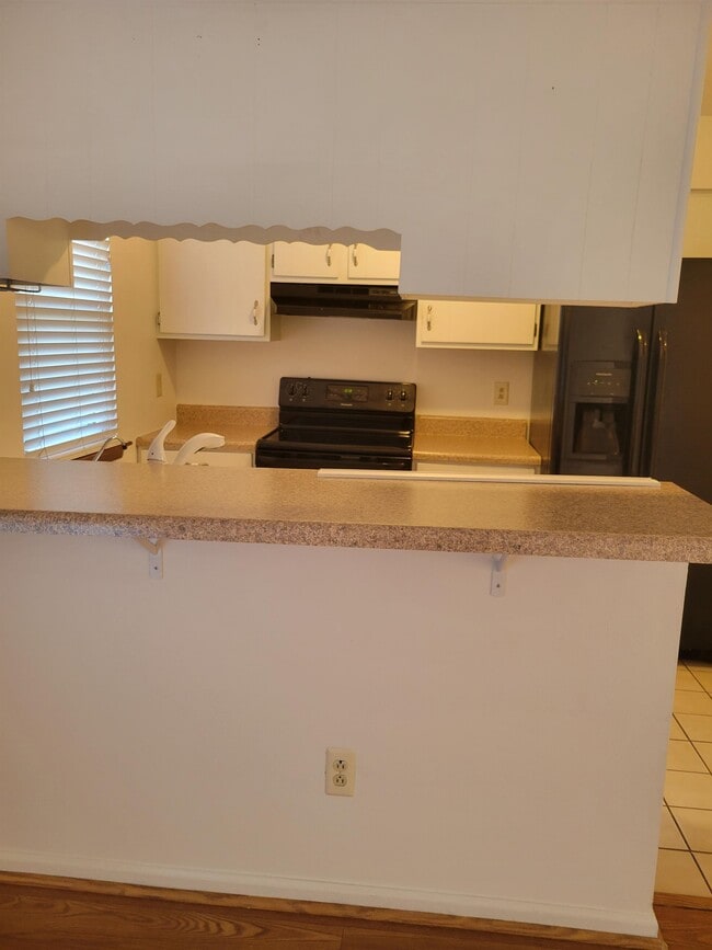 Building Photo - 1303 Snowflake Cir