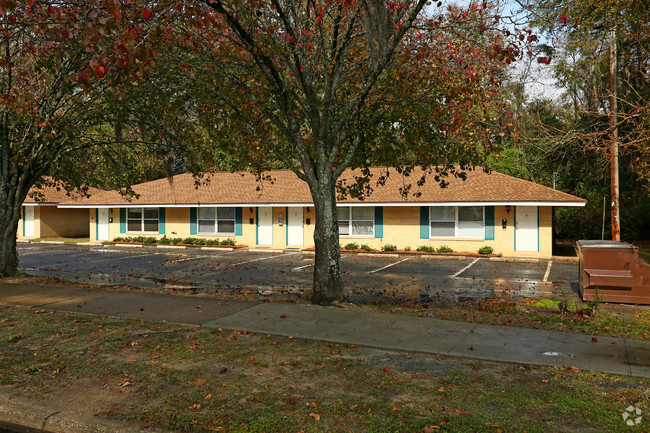 Building Photo - Sandpebbles Apartments