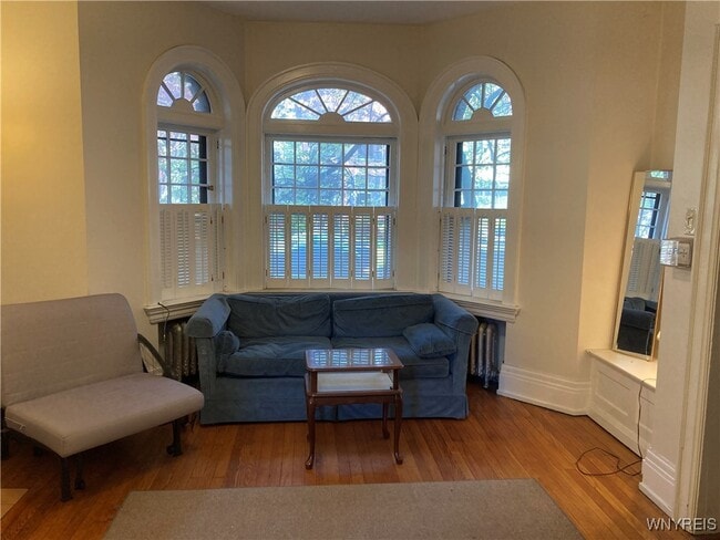 Building Photo - 44 N Pearl St