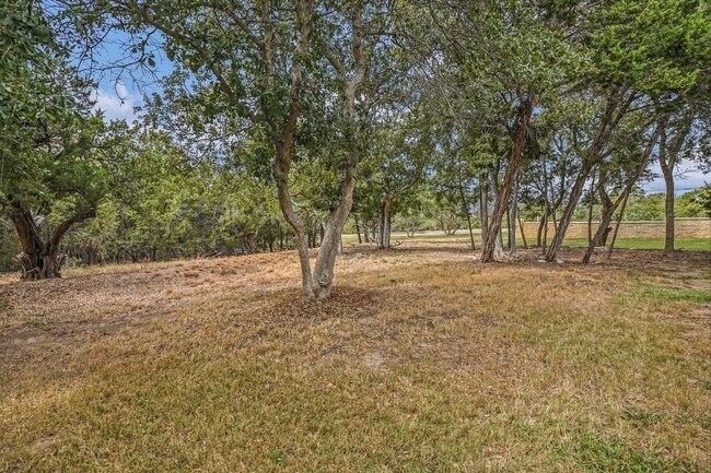 Building Photo - 533 Mill Pond Path