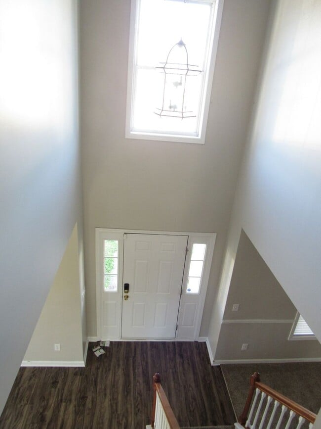 Building Photo - 3 BR 2 BA Jacksonville Commons