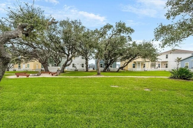 Building Photo - 4212 Hwy 35 S