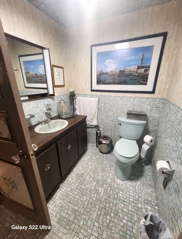 Building Photo - 417 W Elm St