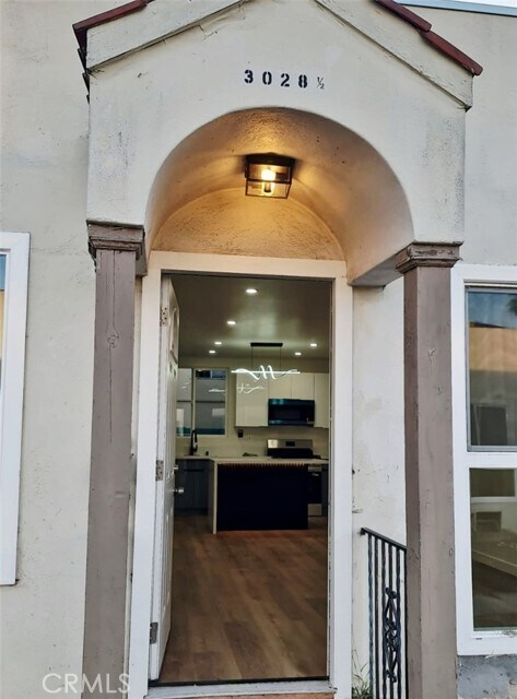 Building Photo - 3028-3022 W 12th St