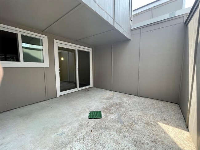 Building Photo - 1721 Timber Ridge Dr