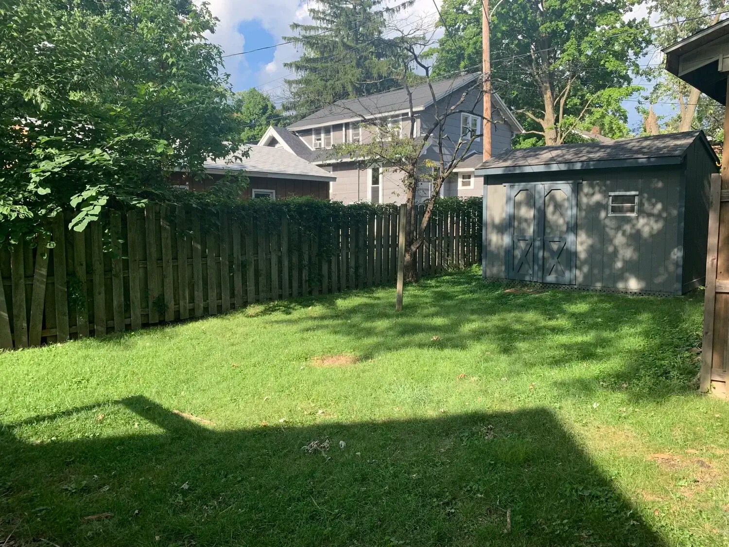 Building Photo - 705 S Park Ave