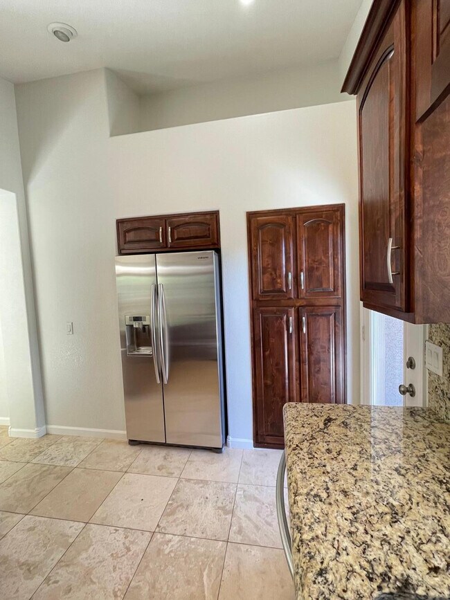 Building Photo - 3536 W Spirit Ln
