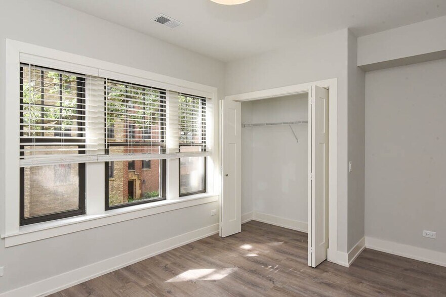 Building Photo - 1139 Maple Ave