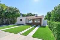 Building Photo - 2350 SW 26th St