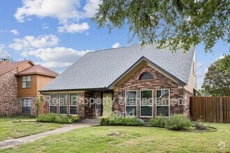 Building Photo - 817 Sewell Dr