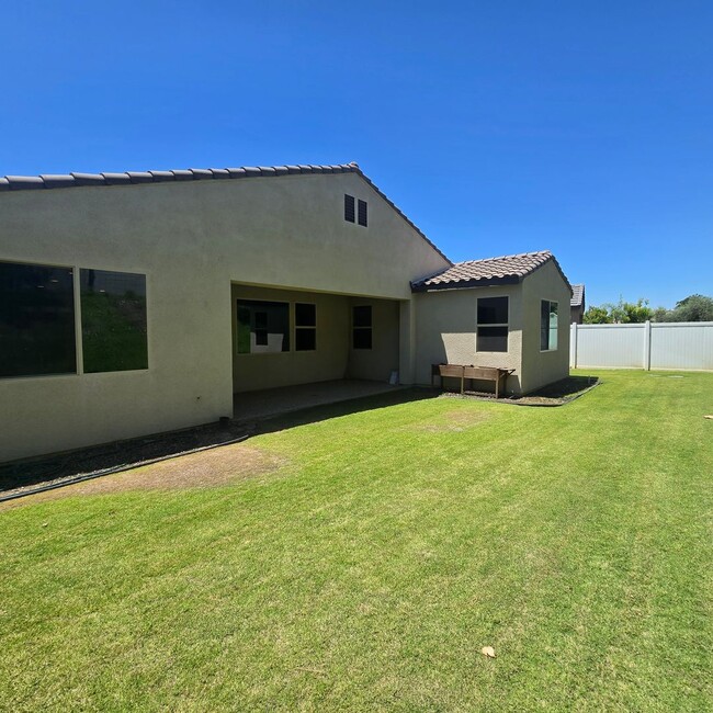 Building Photo - Highgate Community 3 bedroom -2 bath
