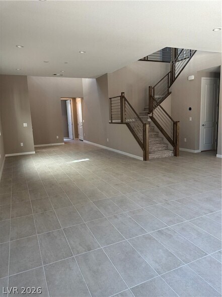 Building Photo - 9075 Rolling Pietra St